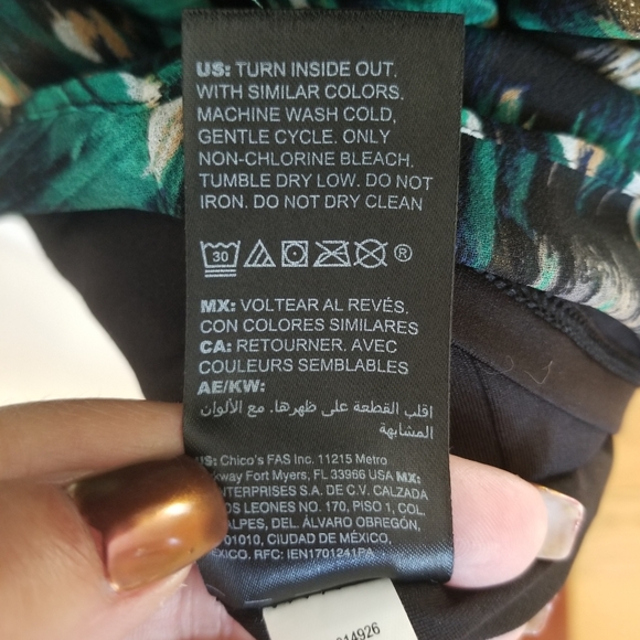 WHBM Abstract Print Blouson Dress - Picture 13 of 14